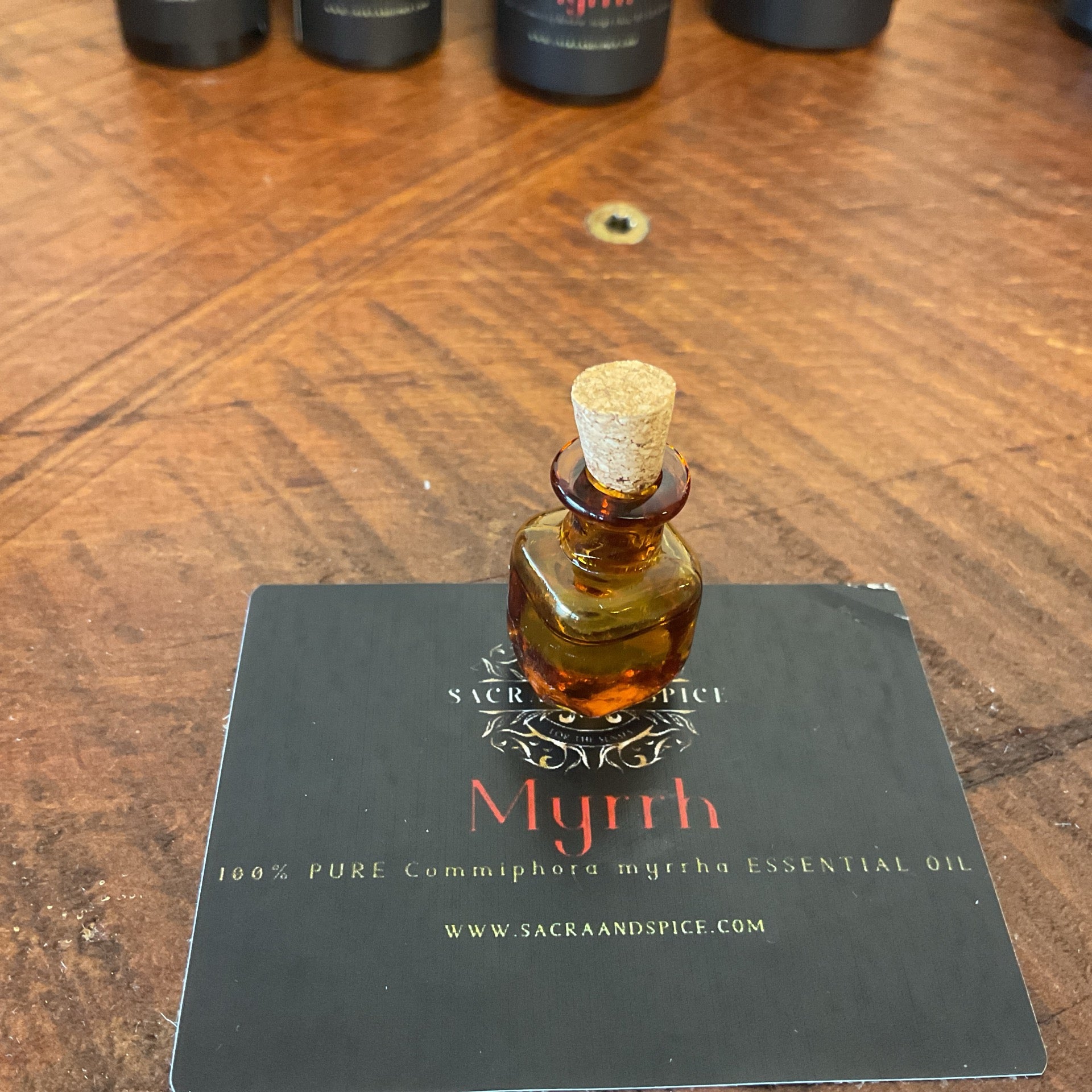 100% Pure Boswellia Carteri Frankincense Oil