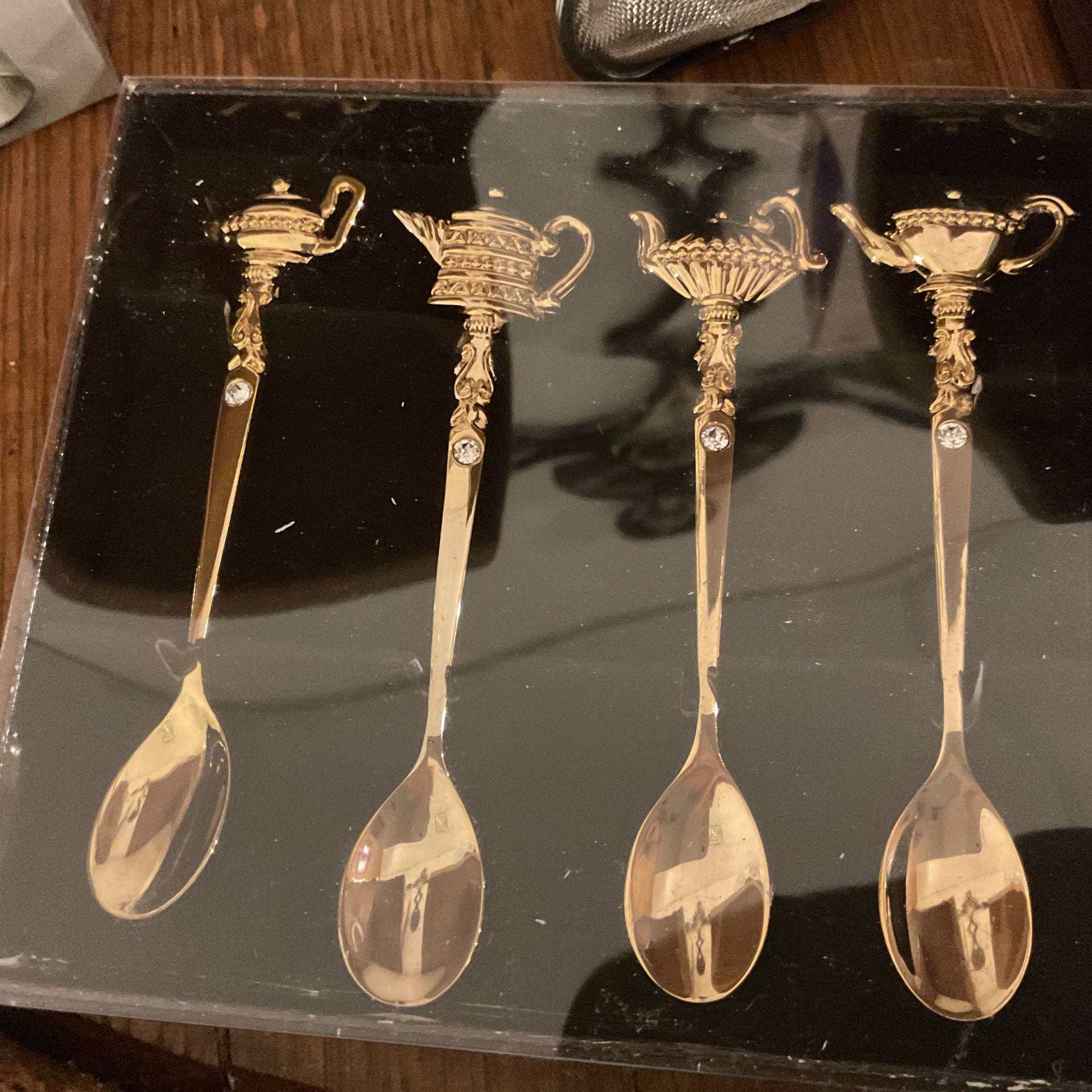 GP Teapot Spoons w/Crystal, set of 4 |