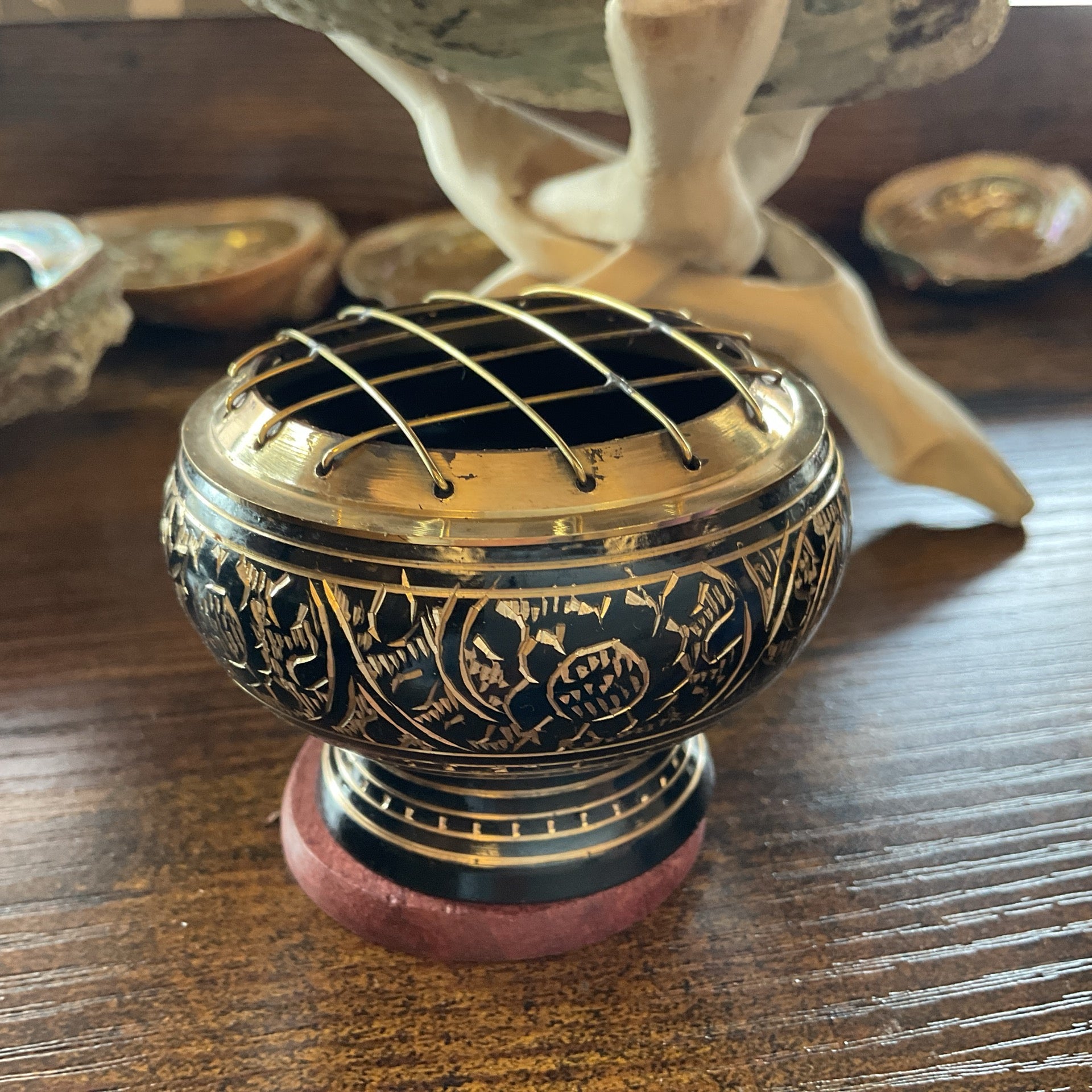 Brass Screen Burner Black w/Coaster 2.5"D