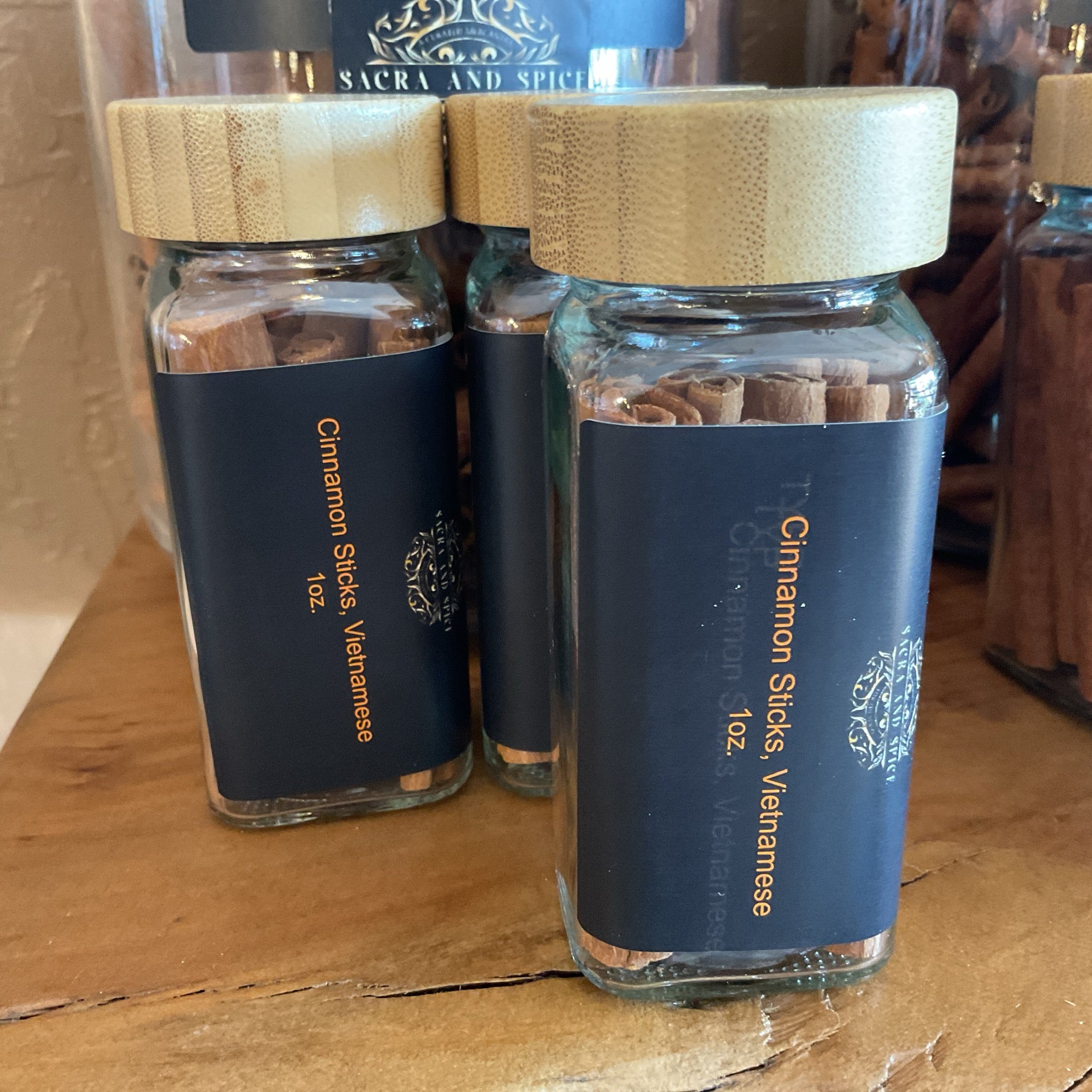 Vietnamese Cinnamon Sticks, 2.75", Organic