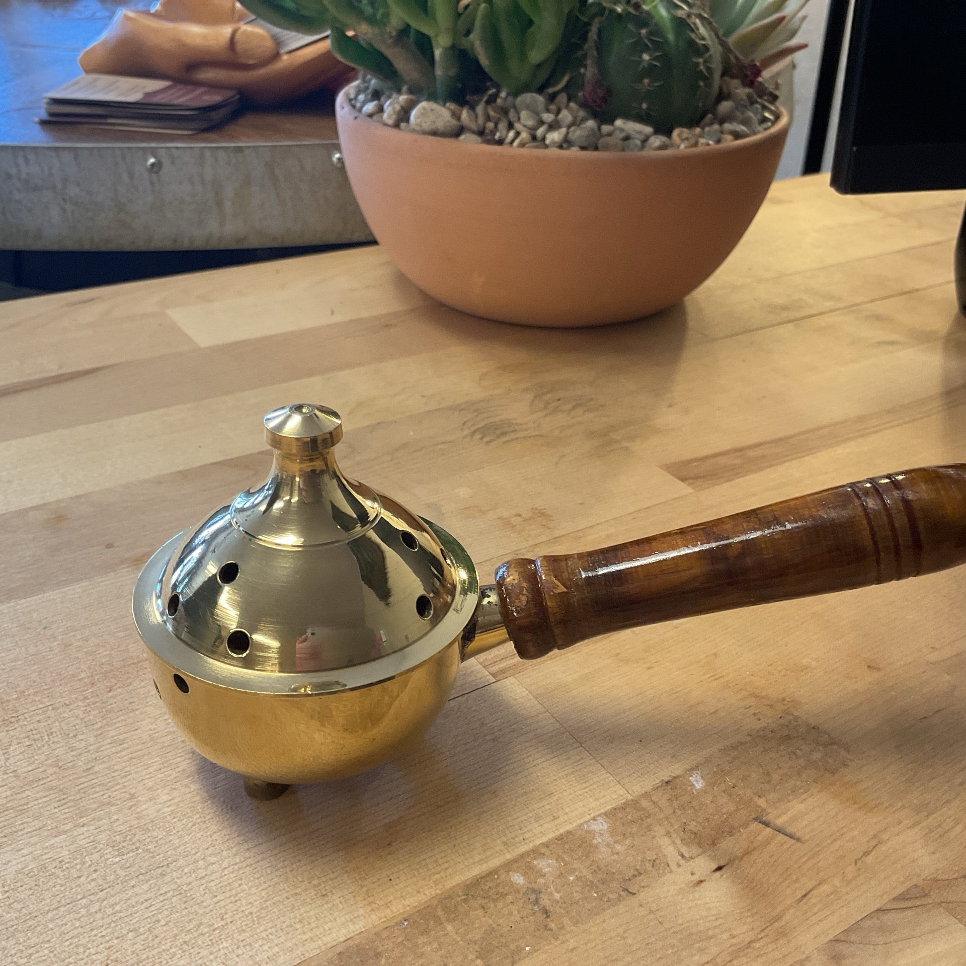 7” Solid brass burner with handle