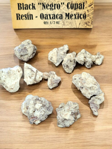 0.5 oz. Negro Copal (Black Copal)
